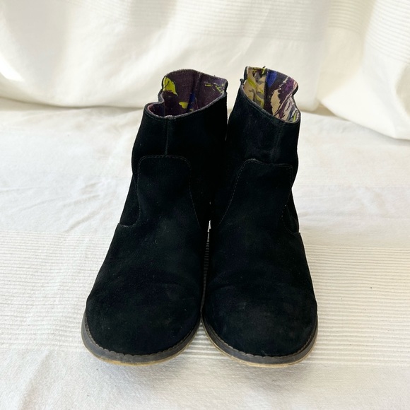 Betsey Johnson Black Suede Becan Boots - Picture 3 of 13